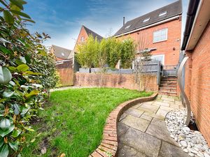 Photo 31- click for photo gallery